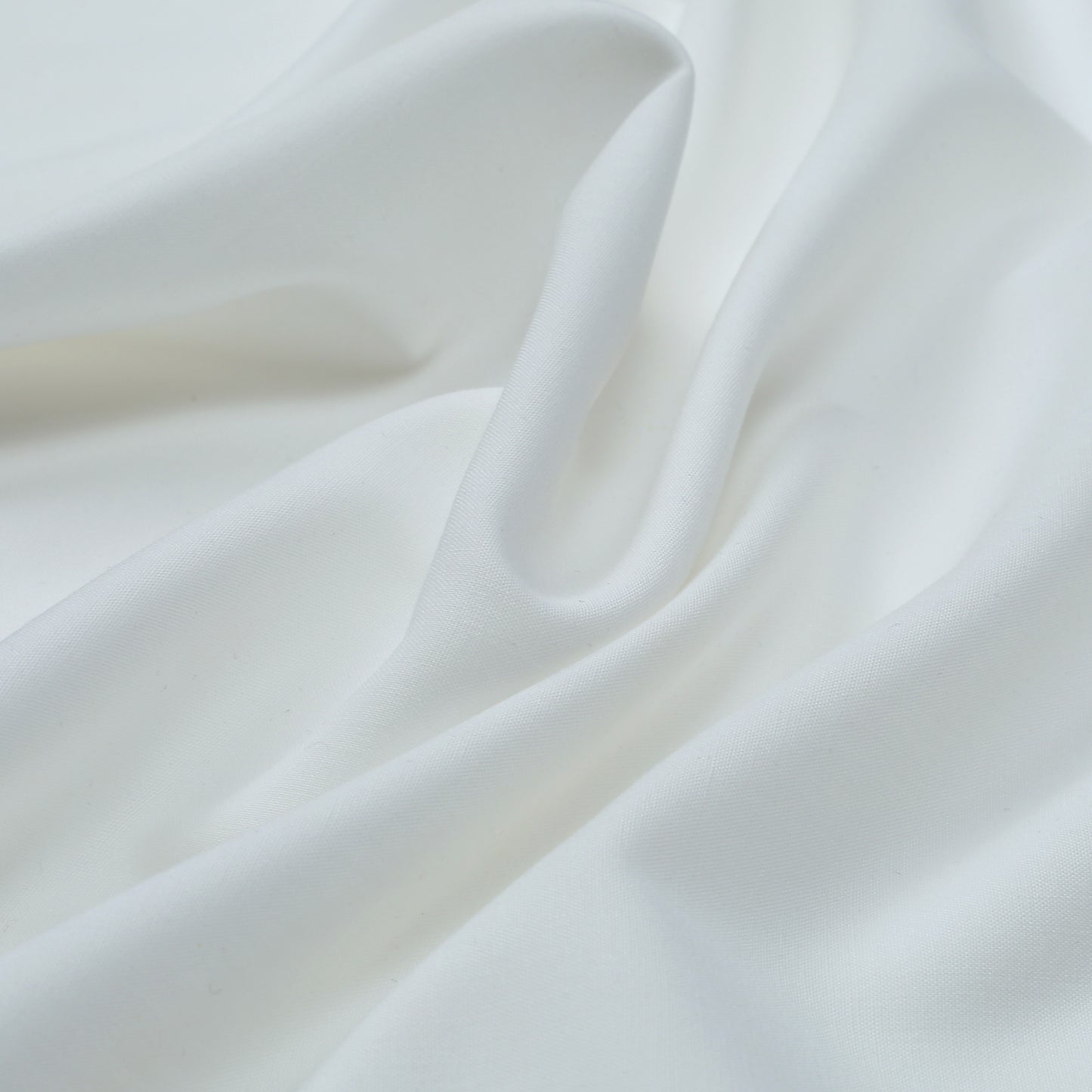 Alabaster Off-White Wash & Wear - Understated Chic